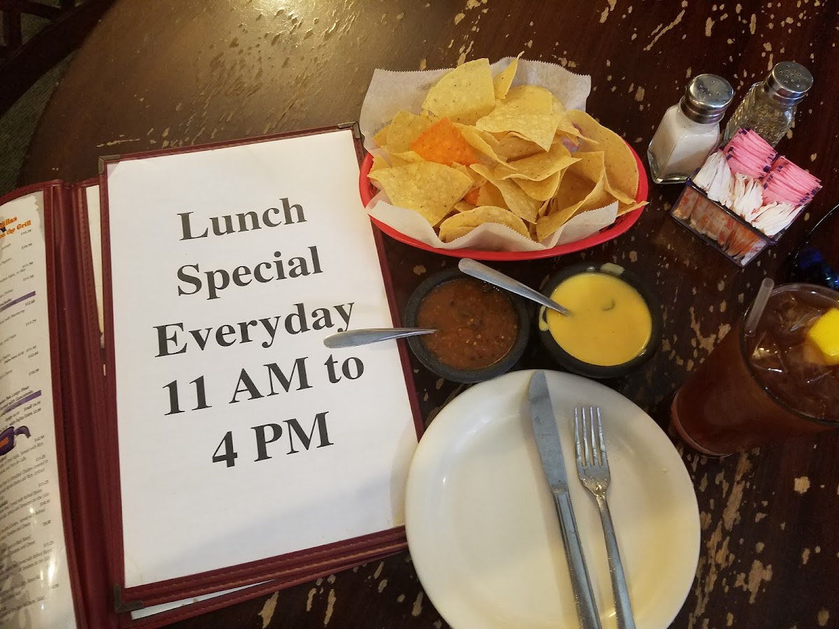 Mom Alone Mexican Grill-10