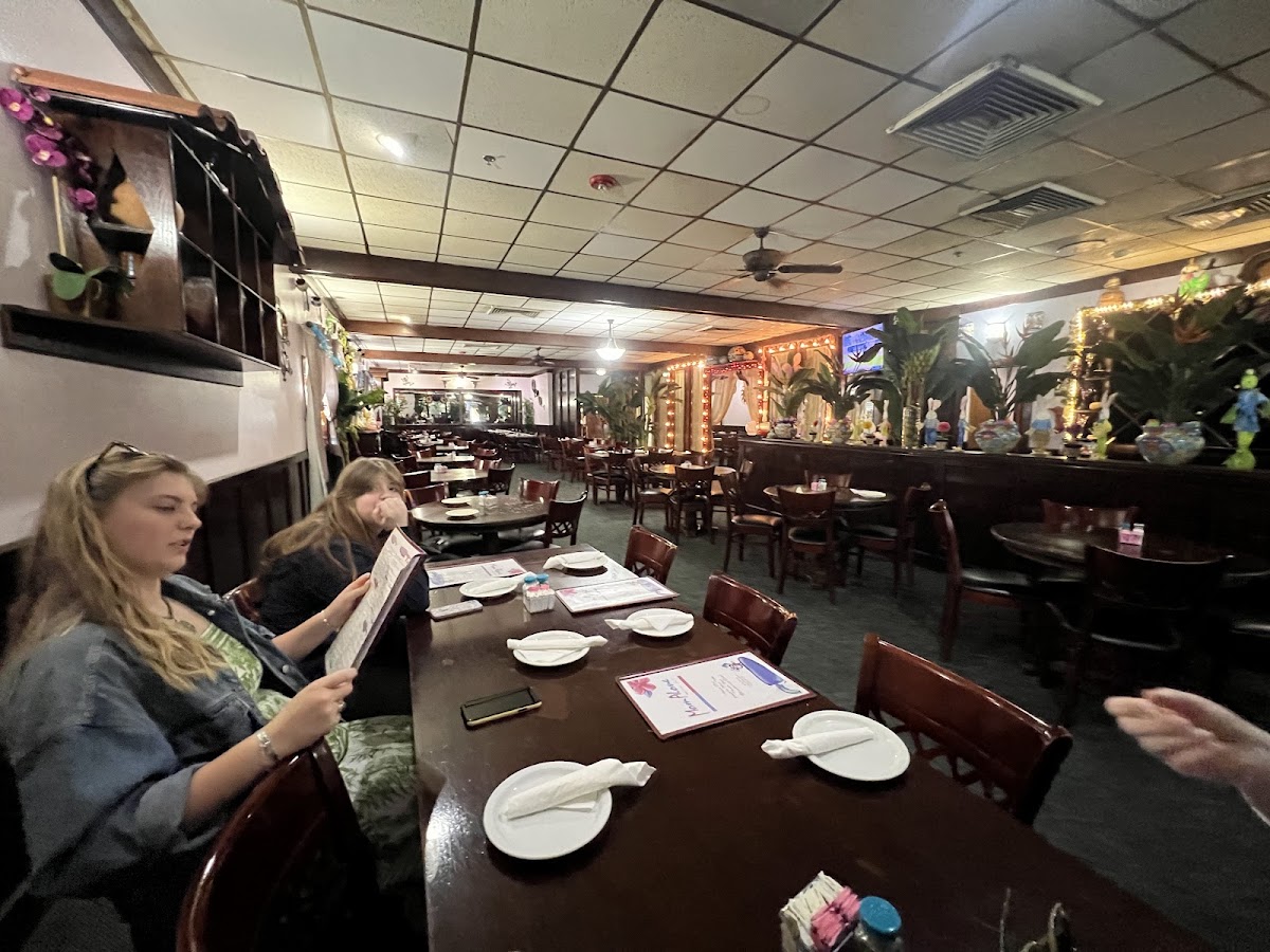 Mom Alone Mexican Grill-4